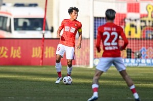 两进两出三年六次变身 郑智是广州队唯一答案？