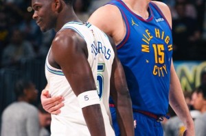 星空体育官网-小火成瘾 收汁失败！狼队不是湖人 掘金需摆脱慢热